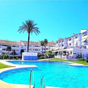 En Mijas Con Terraza, Capacidad 5 Personas Con Piscina De Temporada Appartement